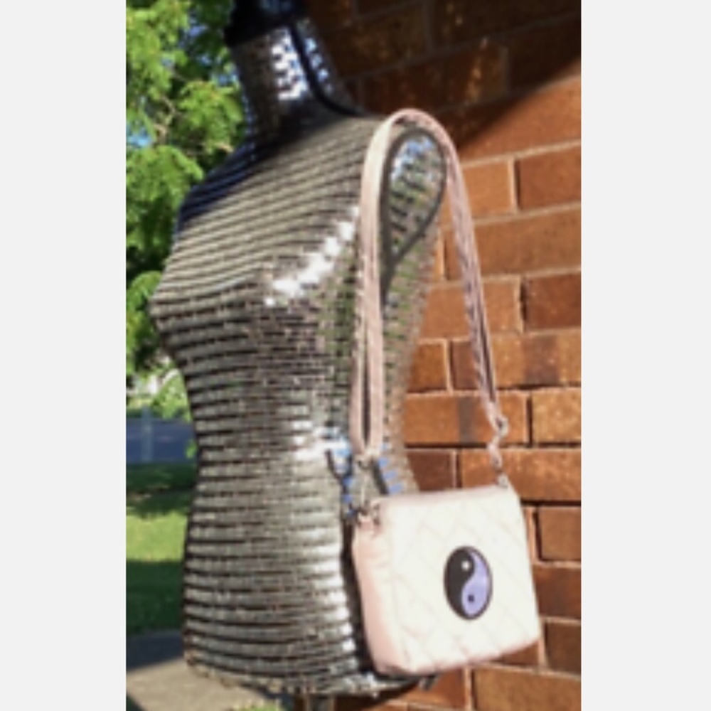 NWT Vera Bradley RFID Medium Triple Compartment CB w/Custom Yin Yang Crossbody